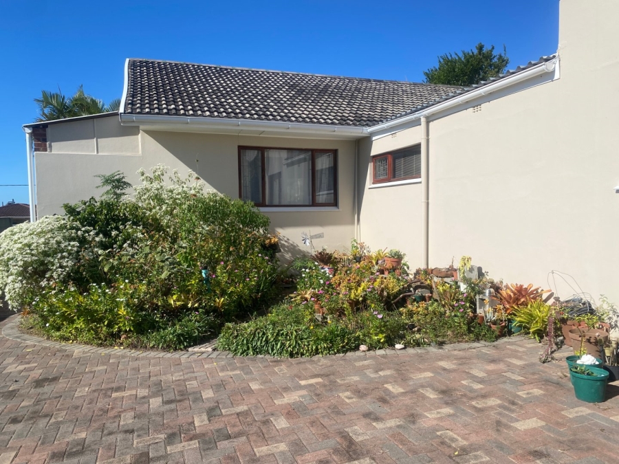 4 Bedroom Property for Sale in Saxilby Eastern Cape
